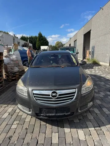Opel Insignia 2010 photo 2