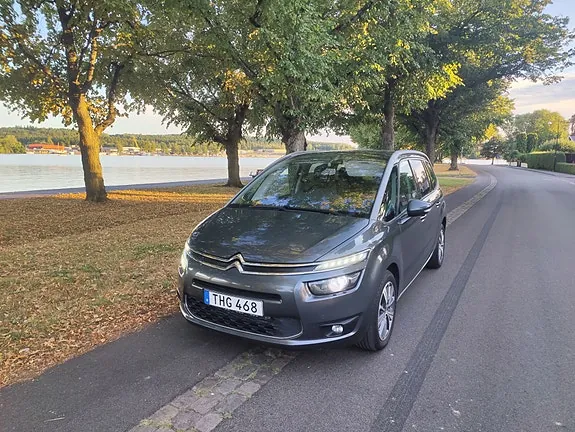 Citroen Grand C4 Picasso 2016 photo 2
