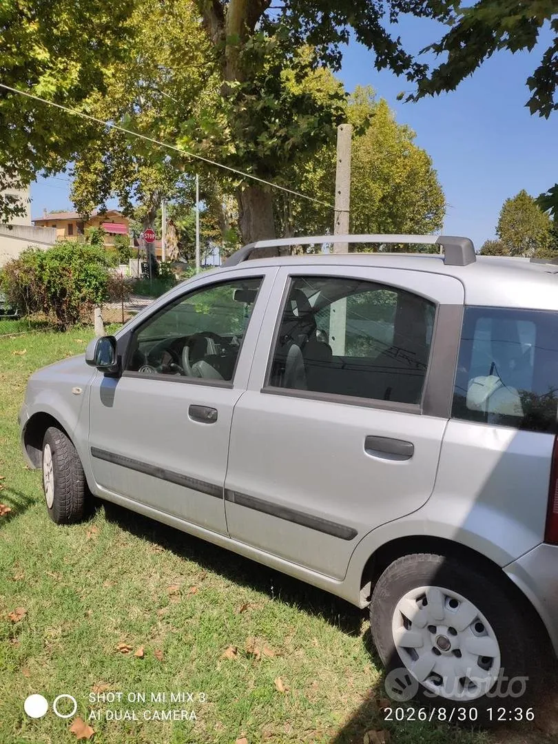 Fiat Panda 2011 photo 2