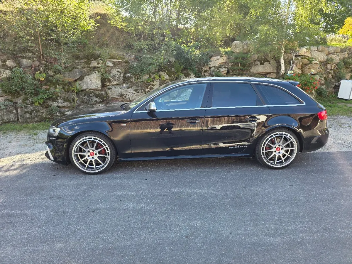 Audi A4 2015 photo 2