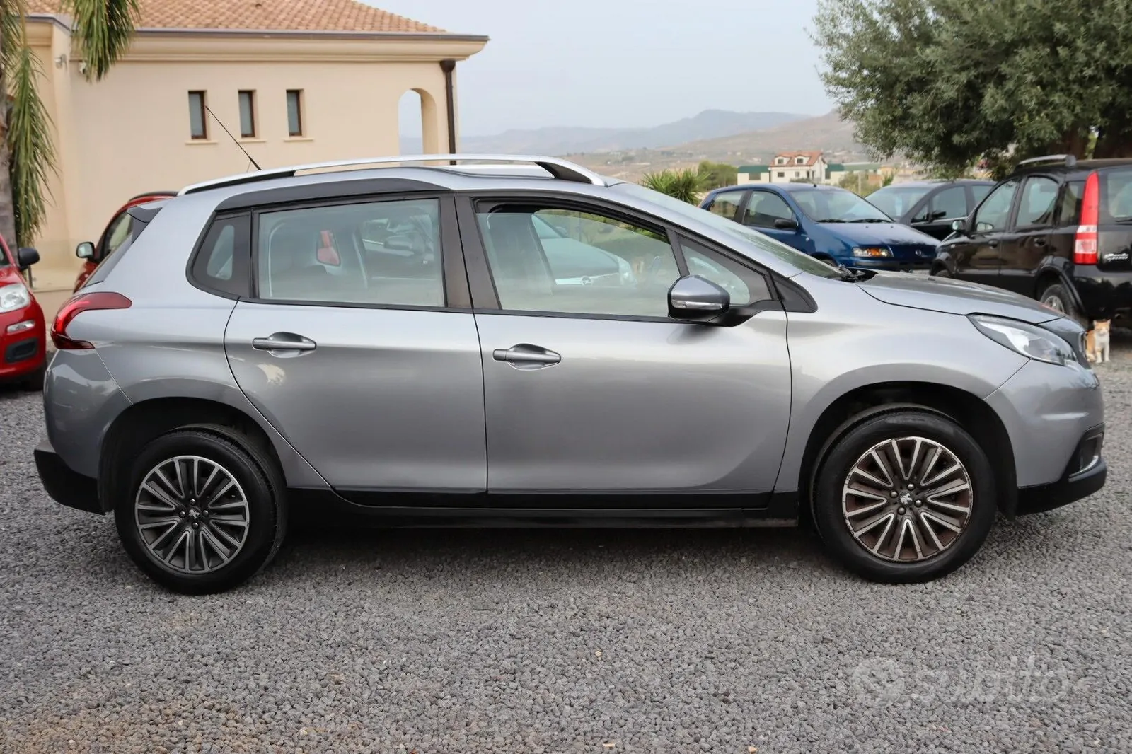 Peugeot 2008 2017 photo 4