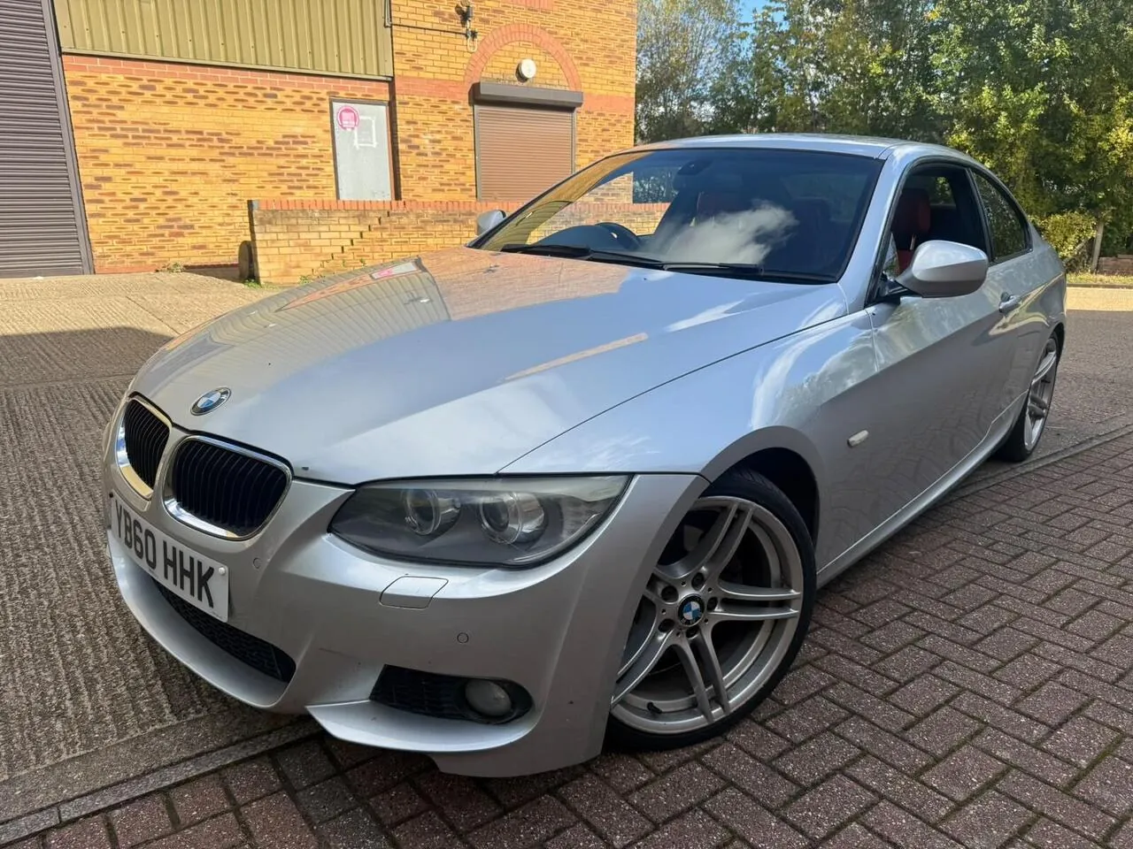 BMW 3 Series 2011 photo 5