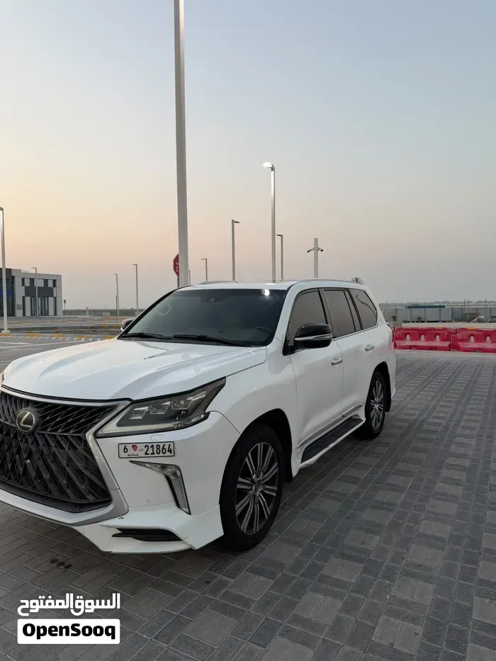Lexus Lx 570 2016 photo 3