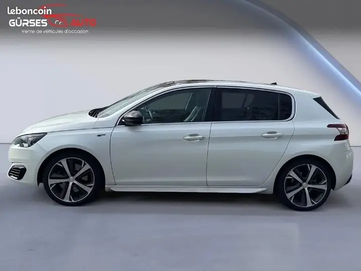 Peugeot 308 2017 photo 2