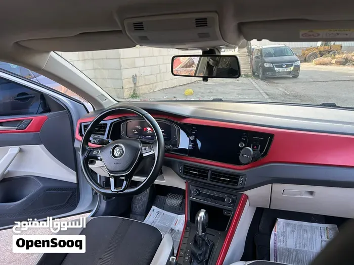 Volkswagen Polo 2018 photo 2