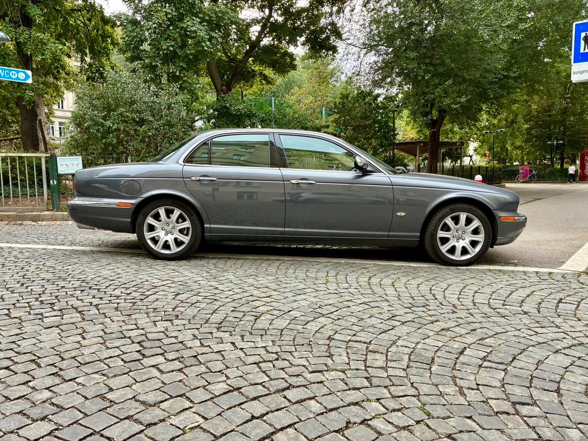 Jaguar Xj 2006 photo 2