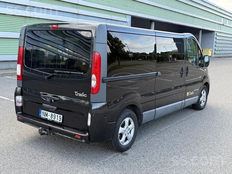 Renault Trafic 2011 photo 5