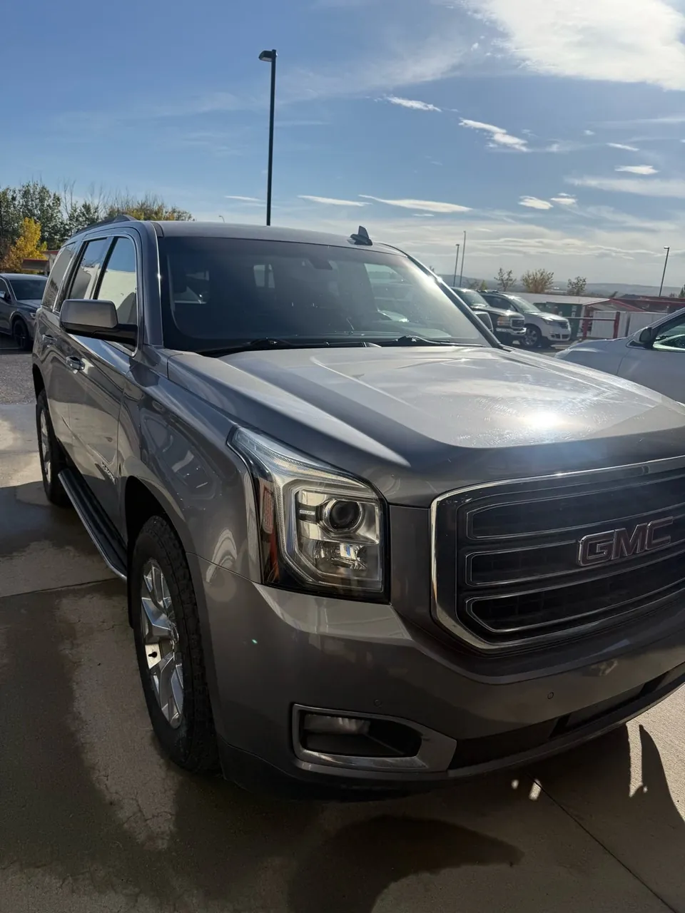 GMC Yukon 2018 photo 2