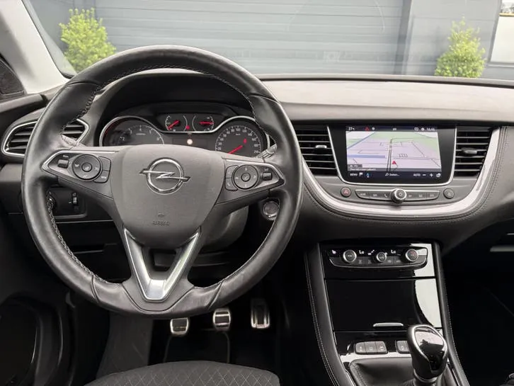 Opel Grandland X 2019 photo 3