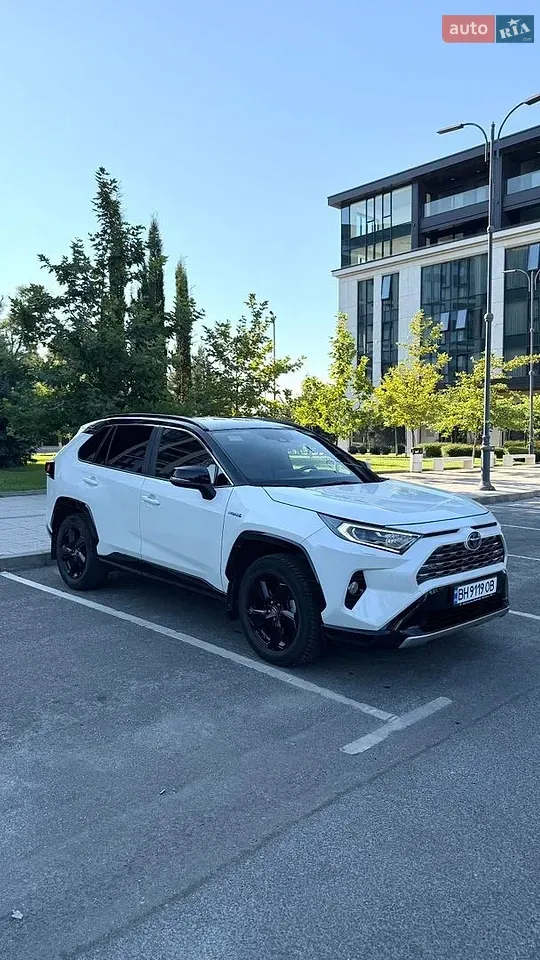 Toyota Rav4 2019 photo 3