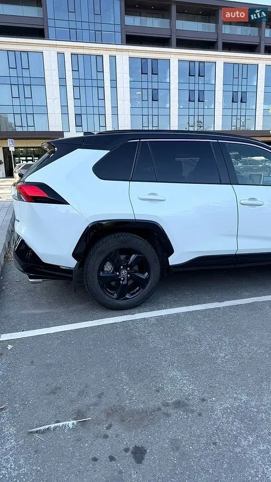 Toyota Rav4 2019 photo 5