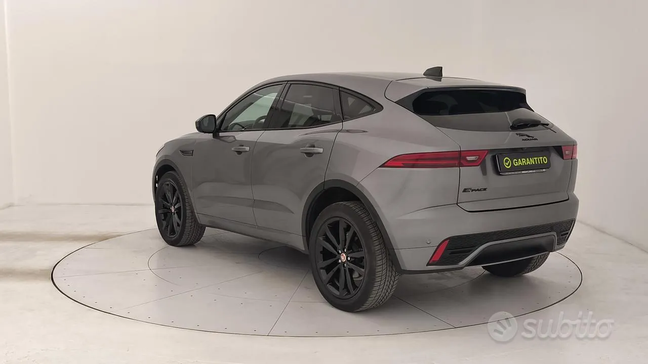 Jaguar E-Pace 2022 photo 3