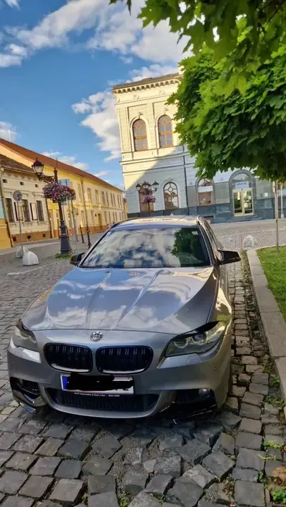 BMW 5 Series 2012 photo 3