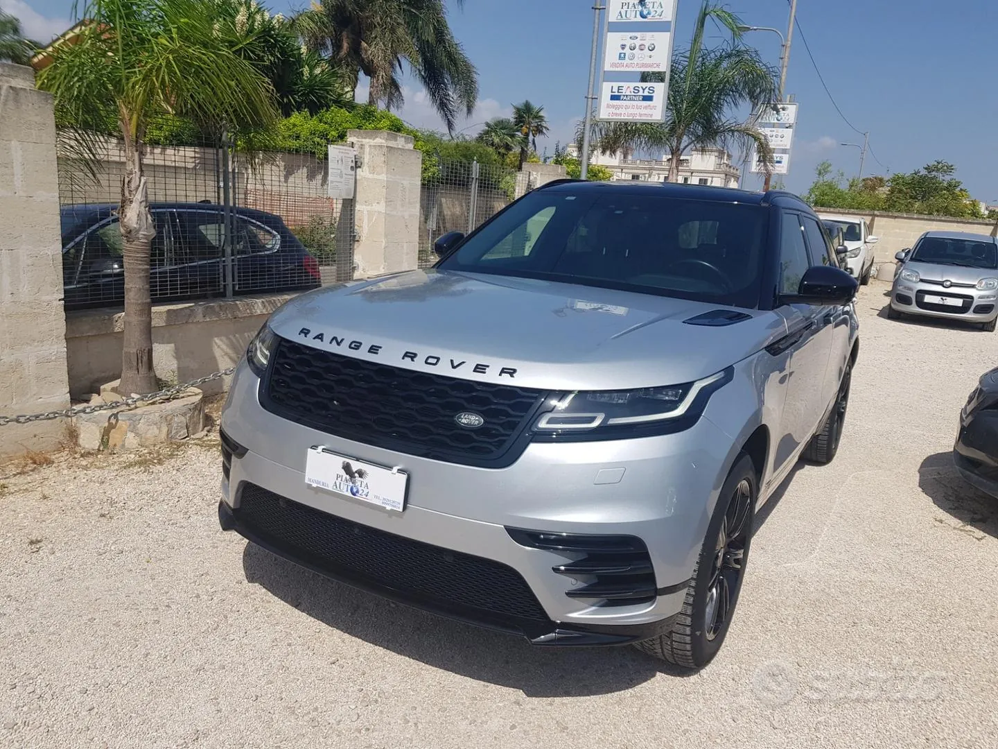 Land Rover Range Rover Velar 2019 photo 3