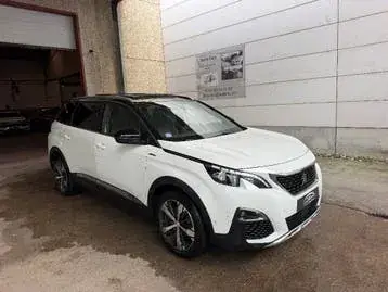 Peugeot 5008 2019 photo 2
