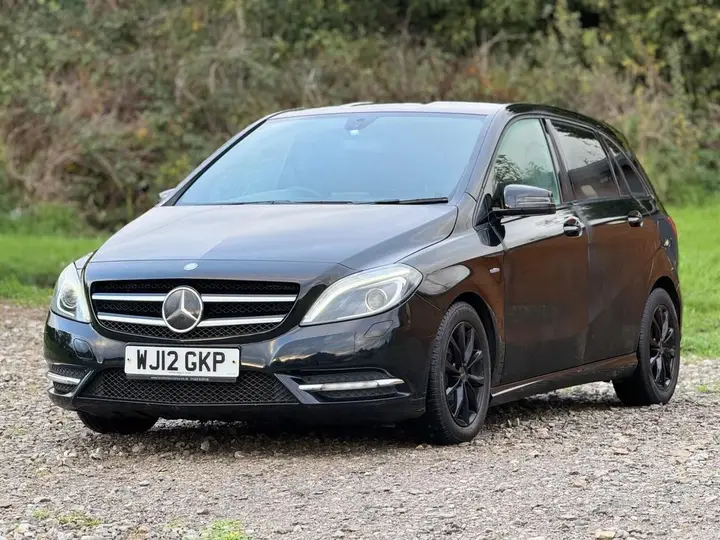 Mercedes-Benz B-Class 2012 photo 3