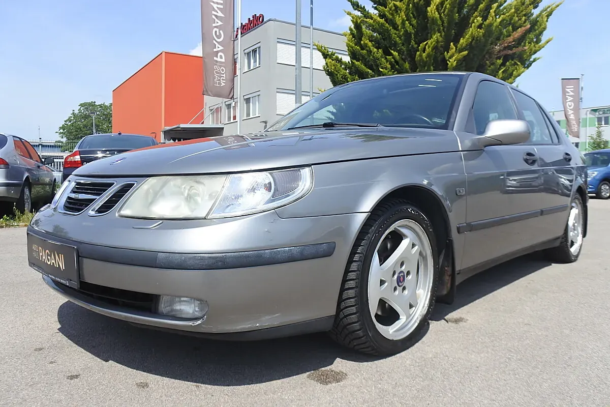 Saab 9-5 2005 photo 2