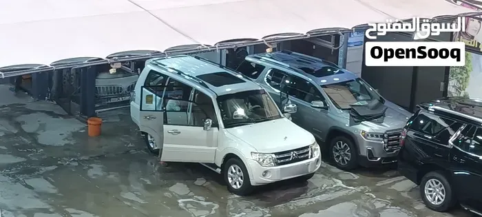Mitsubishi Pajero 2014 photo 2