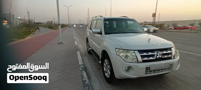Mitsubishi Pajero 2014 photo 3