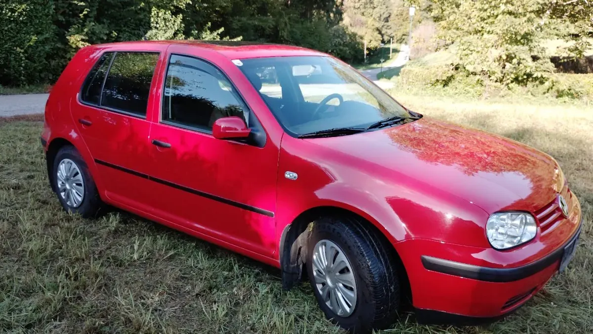 Volkswagen Golf 2001 photo 2