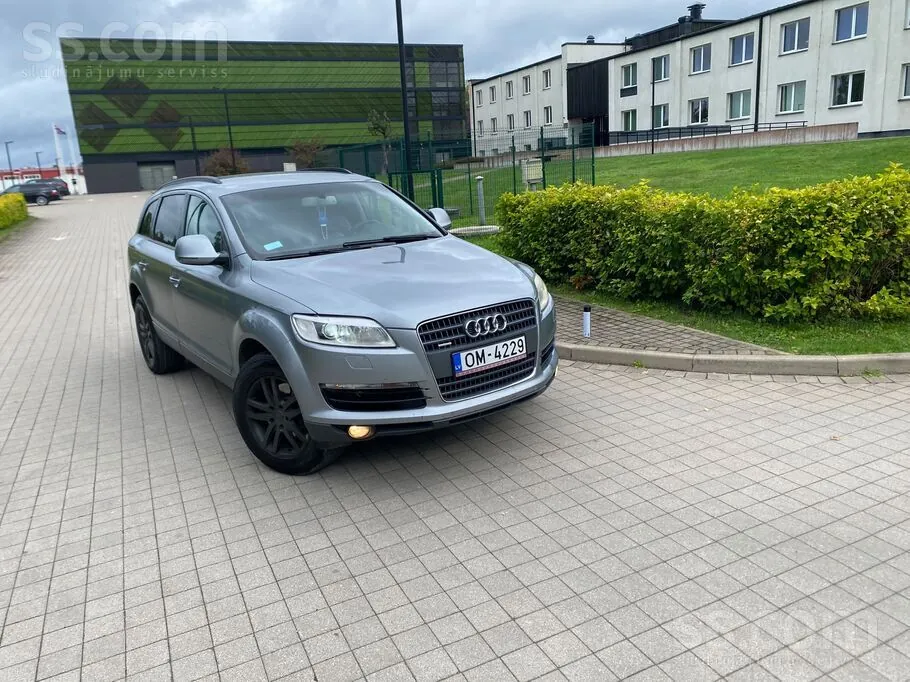 Audi Q7 2006 photo 2