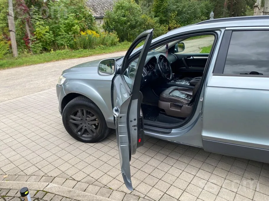Audi Q7 2006 photo 5