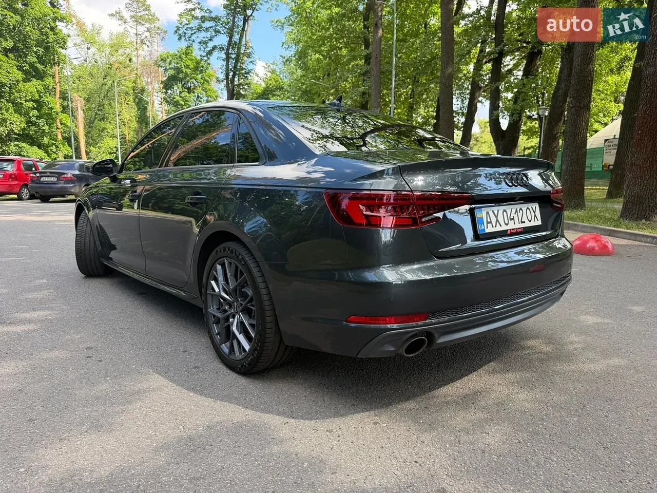 Audi A4 2018 photo 5