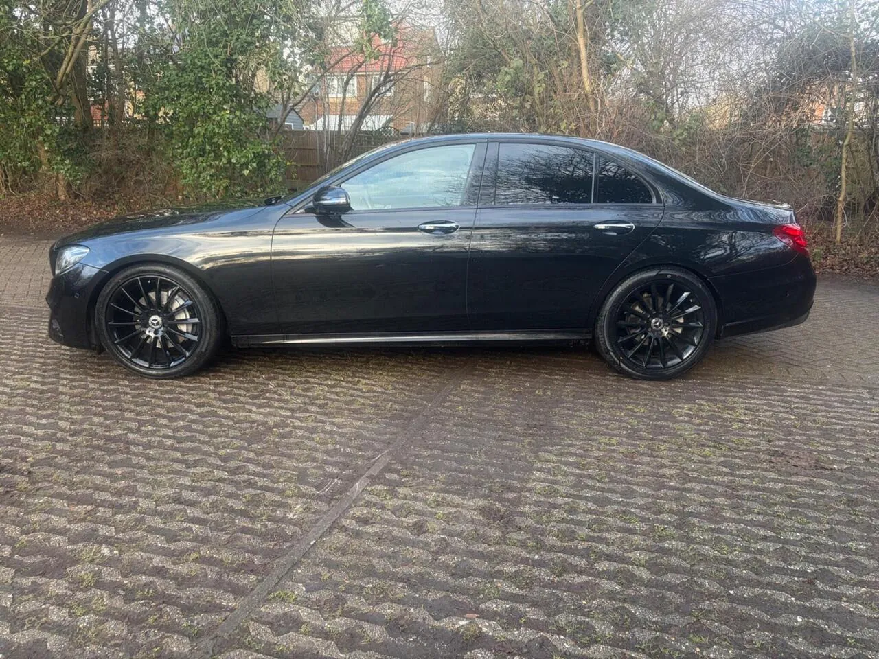 Mercedes-Benz E-Class 2020 photo 4