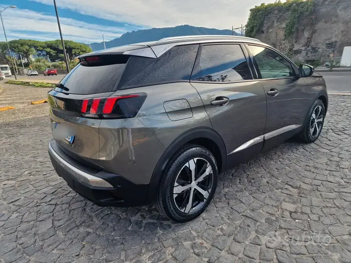 Peugeot 3008 2019 photo 4