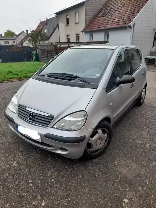 Mercedes-Benz A160