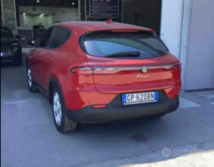 Alfa Romeo Tonale 2023 photo 3