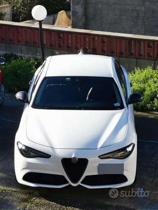 Alfa Romeo Giulia 2018 photo 3