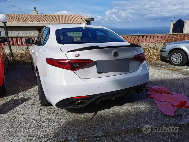 Alfa Romeo Giulia 2018 photo 4
