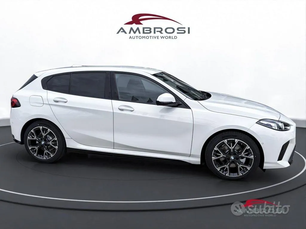 BMW 1 Series 2026 photo 5