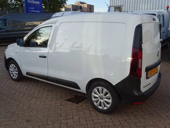 Renault Express 2023 photo 3
