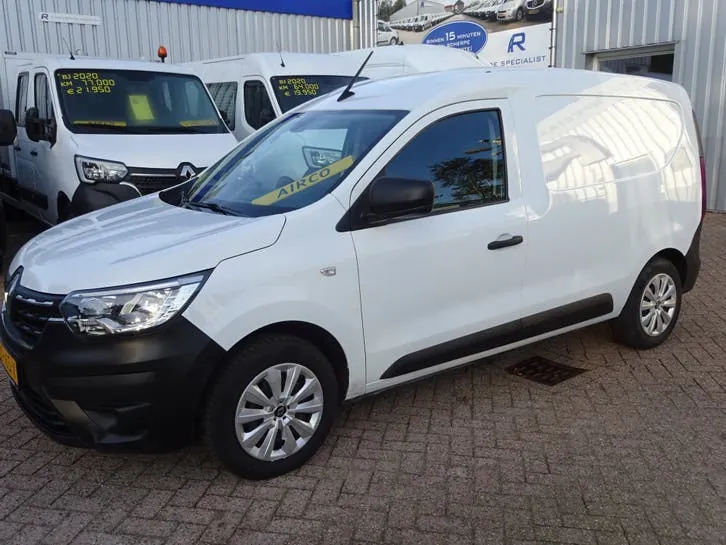 Renault Express 2023 photo 2