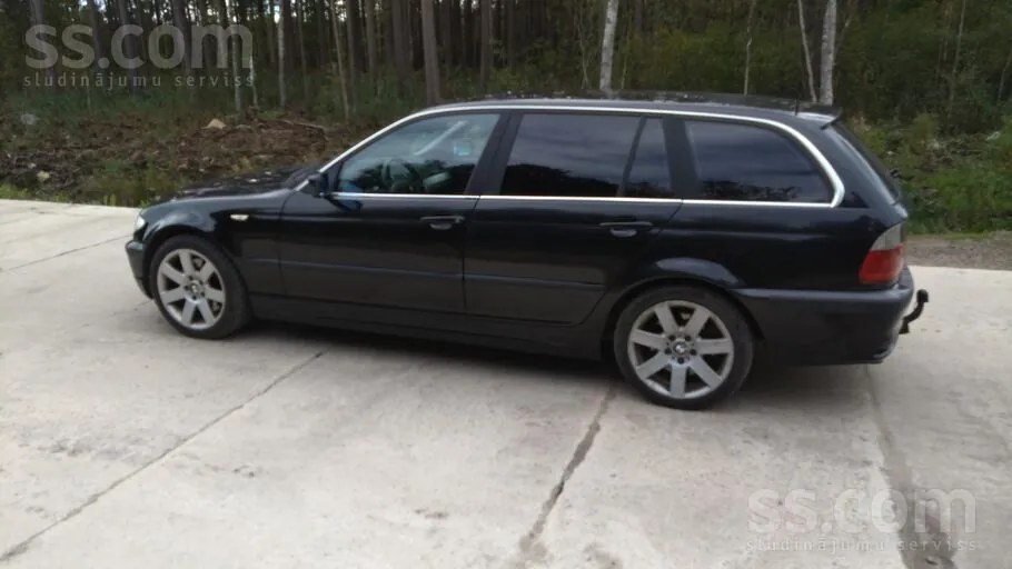 BMW 330 2003 photo 2