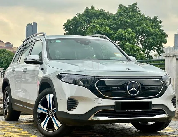 Mercedes-Benz Eqb