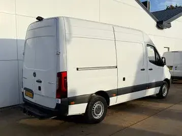 Mercedes-Benz Sprinter 2022 photo 2