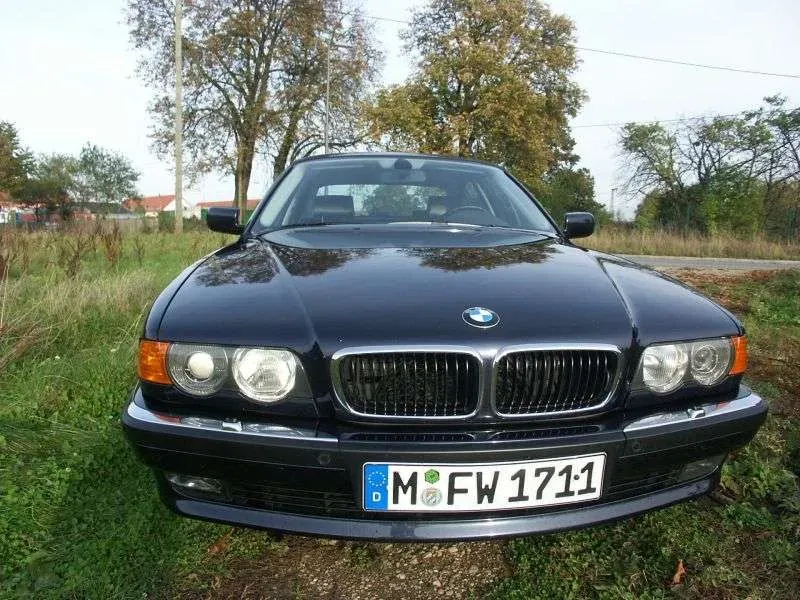 BMW 7 Series 2001 photo 2