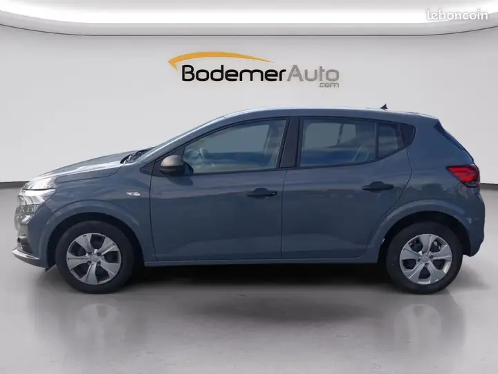 Dacia Sandero 2022 photo 2