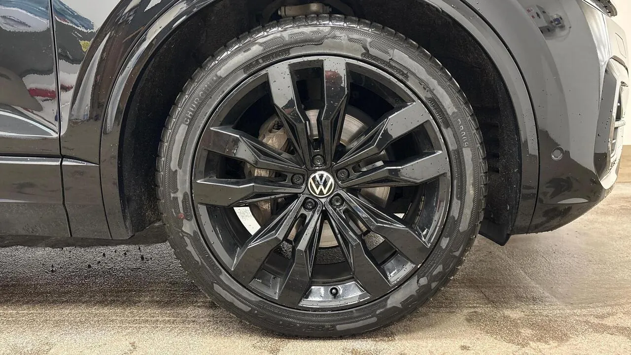 Volkswagen Touareg 2023 photo 5