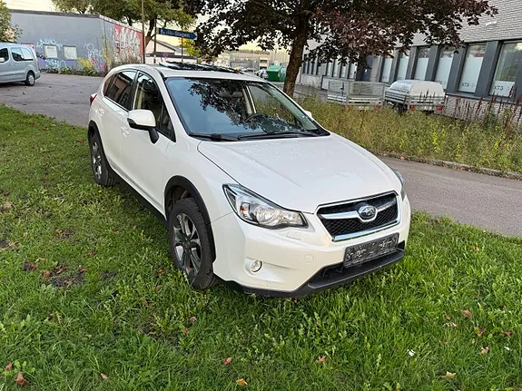 Subaru Xv 2012 photo 3