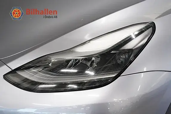Tesla Model Y 2023 photo 3