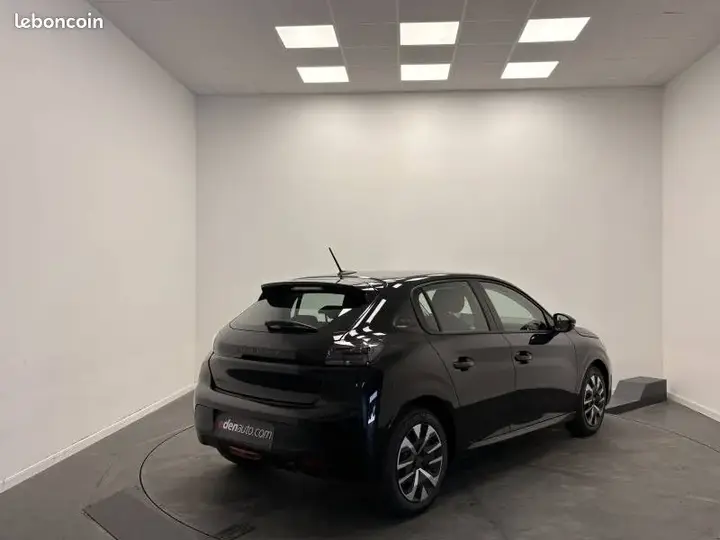 Peugeot 208 2026 photo 4