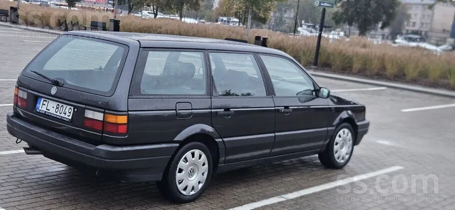 Volkswagen Passat 1991 photo 3
