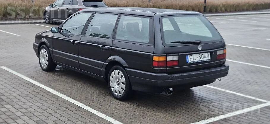 Volkswagen Passat 1991 photo 4