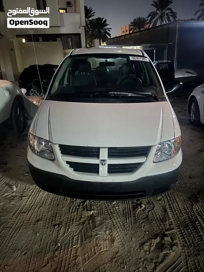 Dodge Caravan 2006 photo 2