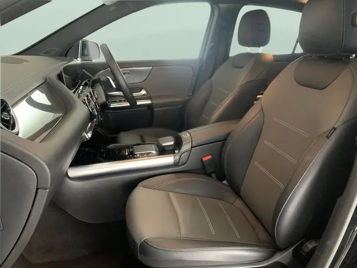Mercedes-Benz Gla 2023 photo 4