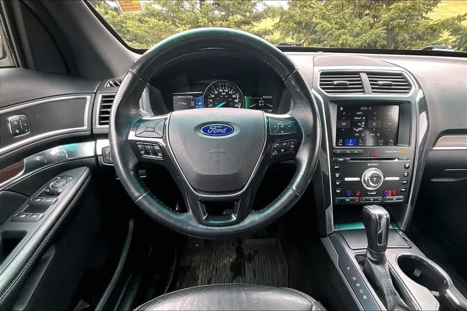 Ford Explorer 2017 photo 5